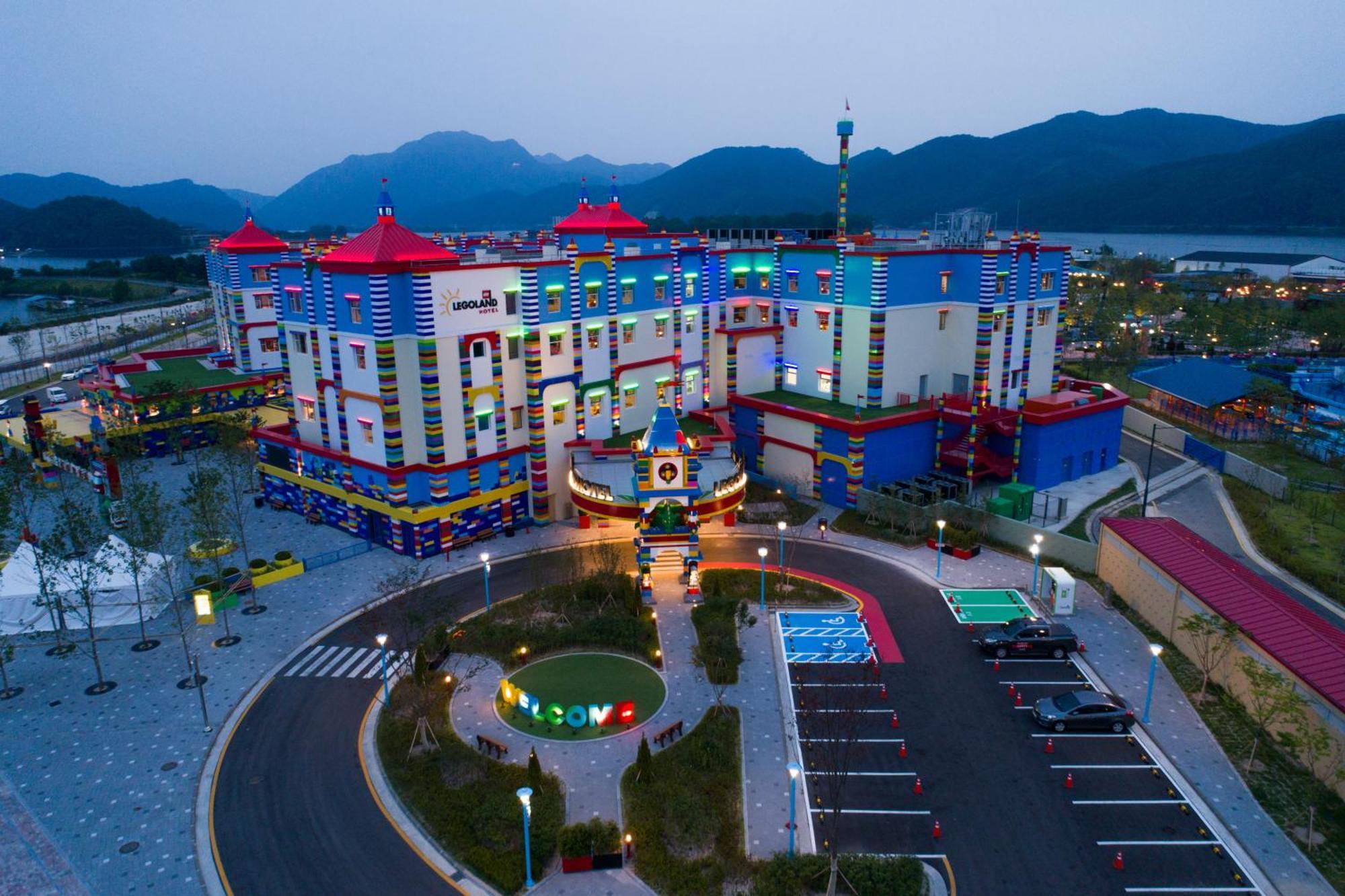 Legoland Korea Resort Hotel Чунчеон Екстериор снимка